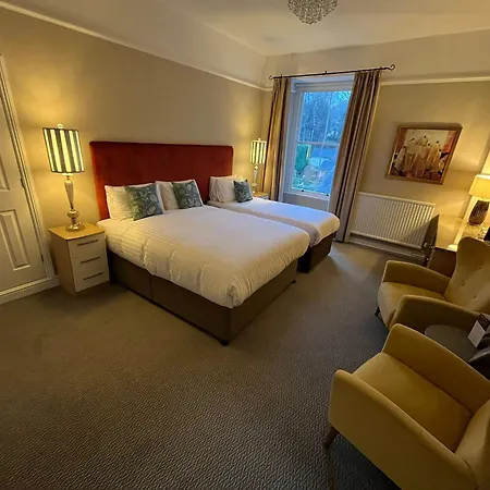 Townhouse 4*