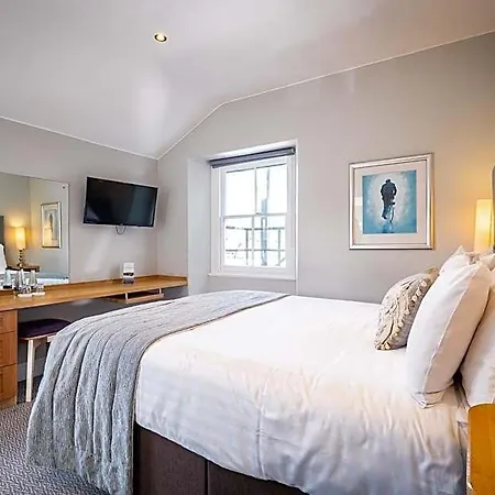 Guest house Townhouse 4*