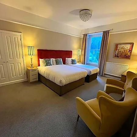 Guest house Townhouse 4*