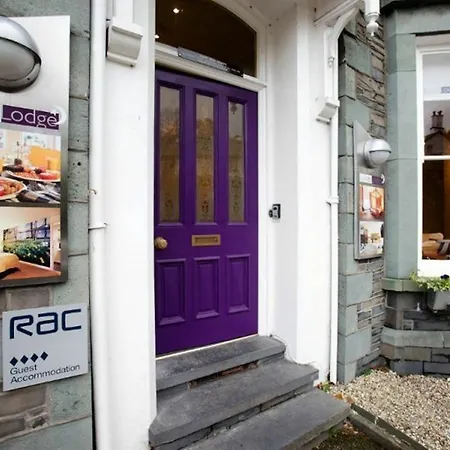 Townhouse Pensionat 4*