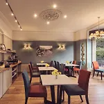 Townhouse 4*