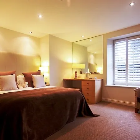 Hotel Lakes 3*